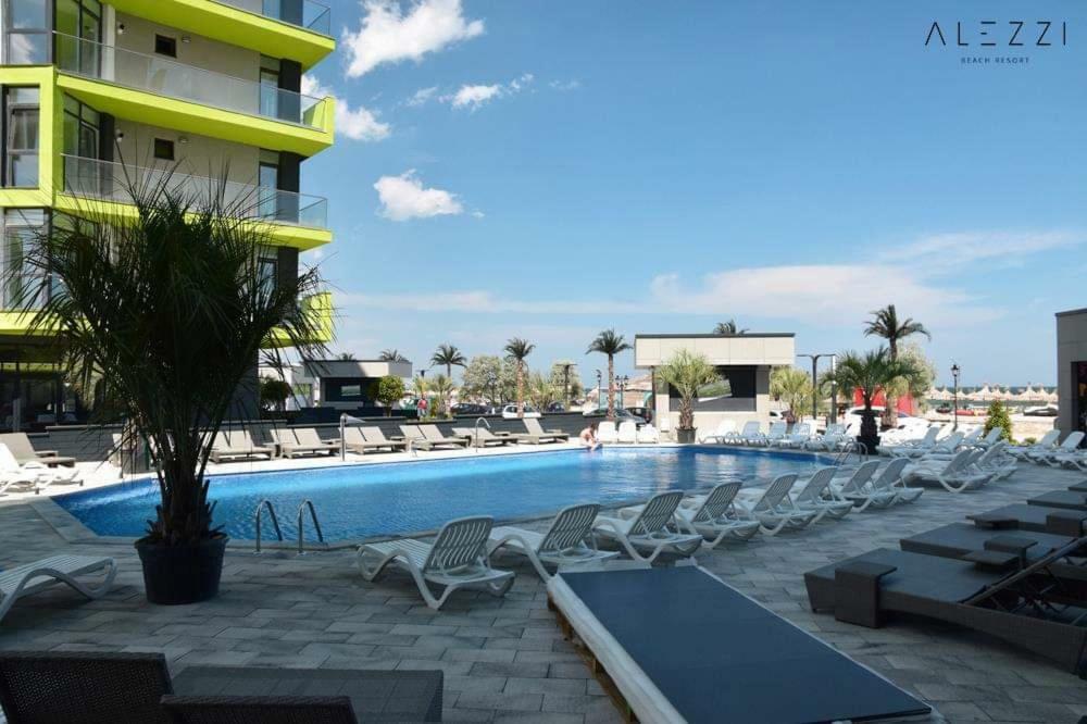 Ranya Apartments Alezzi Beach Resort Navodari Dış mekan fotoğraf